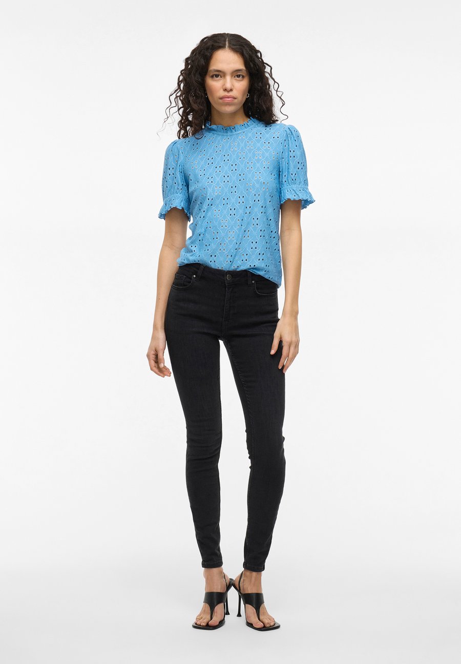 Блуза VILA Blouse, Blissful Blue/Blue
Блуза VILA Blouse, Blissful Blue/Blue