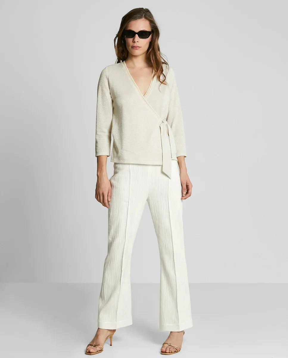 Женский двубортный жакет с бантом Trucco, бежевый
Женский двубортный жакет с бантом Trucco, бежевый