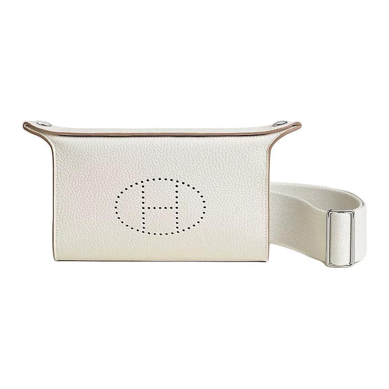 HERMES Видепокет из телячьей кожи Того
HERMES Видепокет из телячьей кожи Того