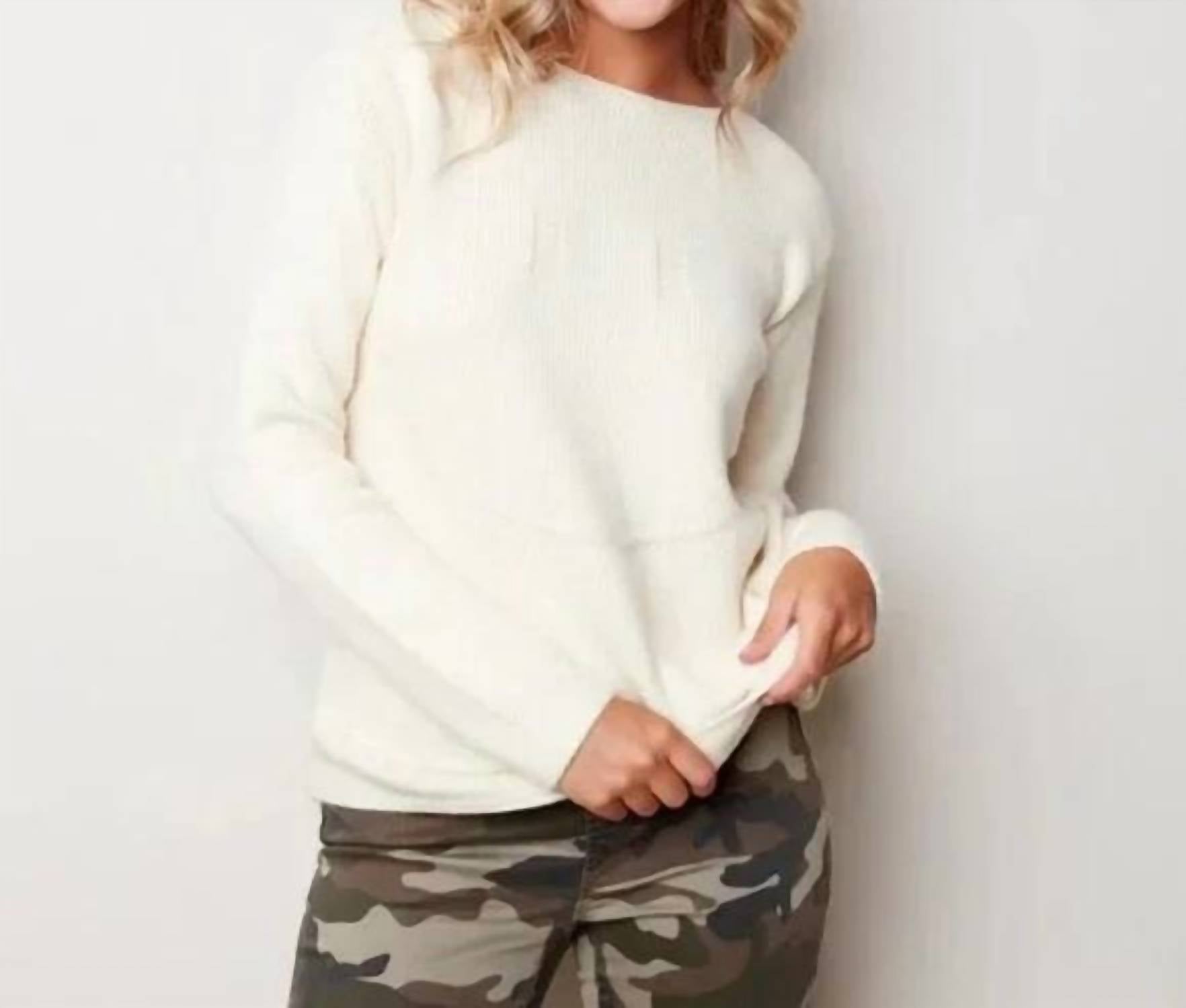 Свитер Smiley в натуральном цвете Charlie B, Natural
Свитер Smiley в натуральном цвете Charlie B, Natural