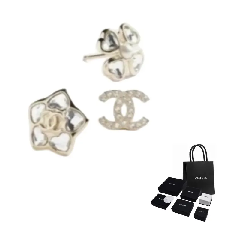 CHANEL Металлические серьги-гвоздики унисекс gold
CHANEL Металлические серьги-гвоздики унисекс gold