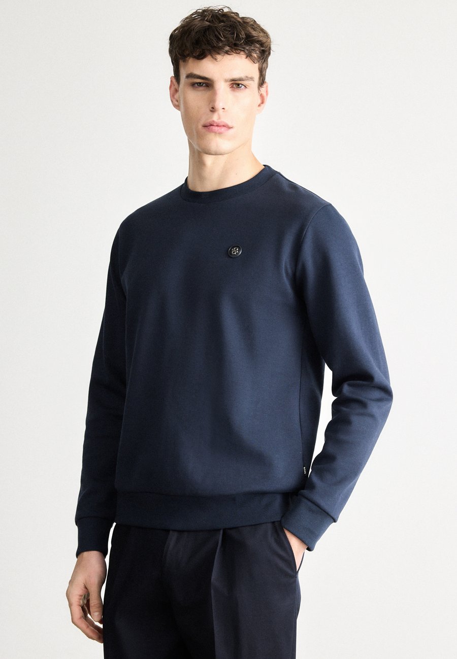 Толстовка BOSS SHARPE, Dark Blue
Толстовка BOSS SHARPE, Dark Blue