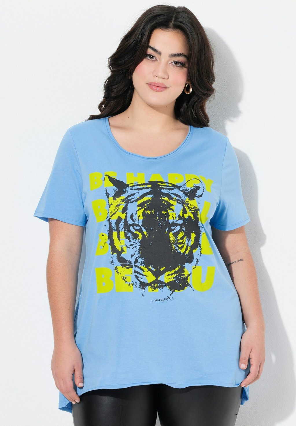 Футболка с принтом Angel of Style, светло-голубой
Футболка с принтом Angel of Style, светло-голубой