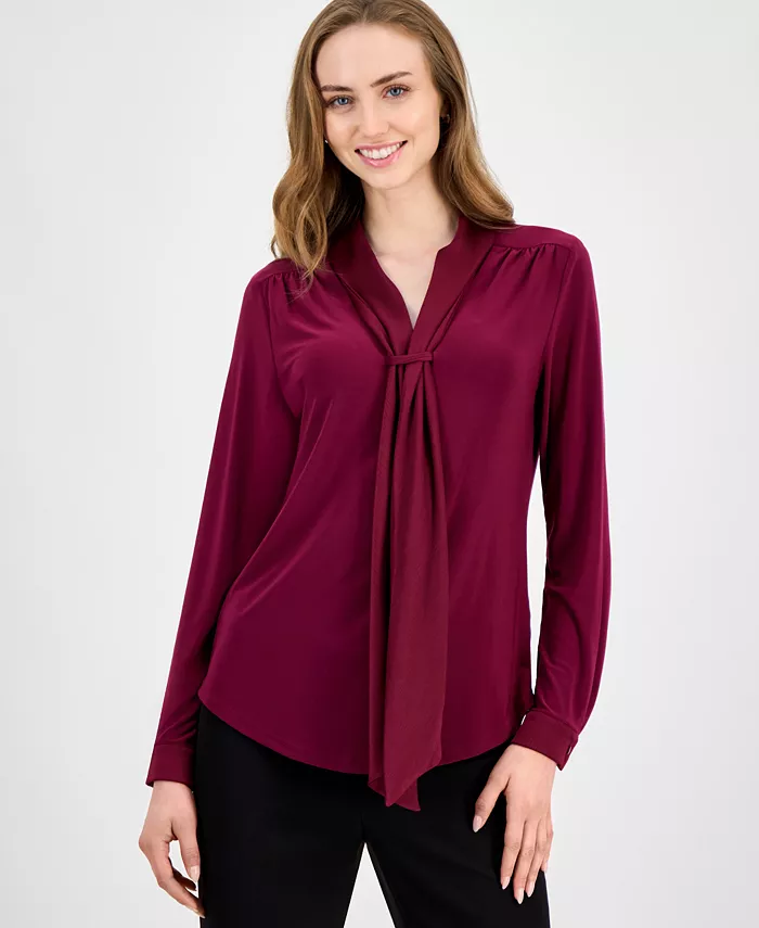 Миниатюрная блузка из комбинированной ткани с завязкой на шее и длинными рукавами Anne Klein, фиолетовый
Миниатюрная блузка из комбинированной ткани с завязкой на шее и длинными рукавами Anne Klein, фиолетовый