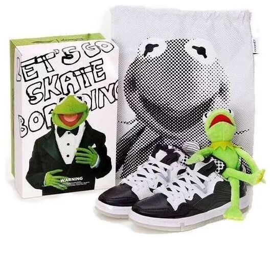 Кроссовки wave pro x kermit 'black white special box' Li-Ning, черный
Кроссовки wave pro x kermit 'black white special box' Li-Ning, черный