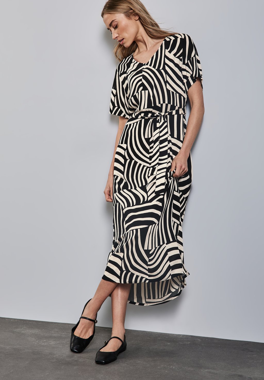 Повседневное платье Street One, черный
Повседневное платье Street One, черный