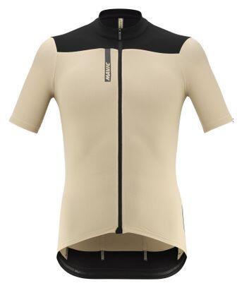 Джерси Mavic Allroad Cargo с коротким рукавом бежевого цвета
Джерси Mavic Allroad Cargo с коротким рукавом бежевого цвета