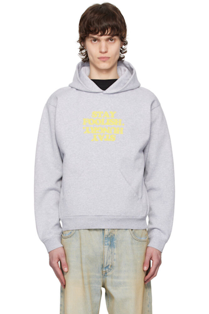 Серая толстовка с капюшоном с принтом «Stay Foolish» Coperni
Серая толстовка с капюшоном с принтом «Stay Foolish» Coperni