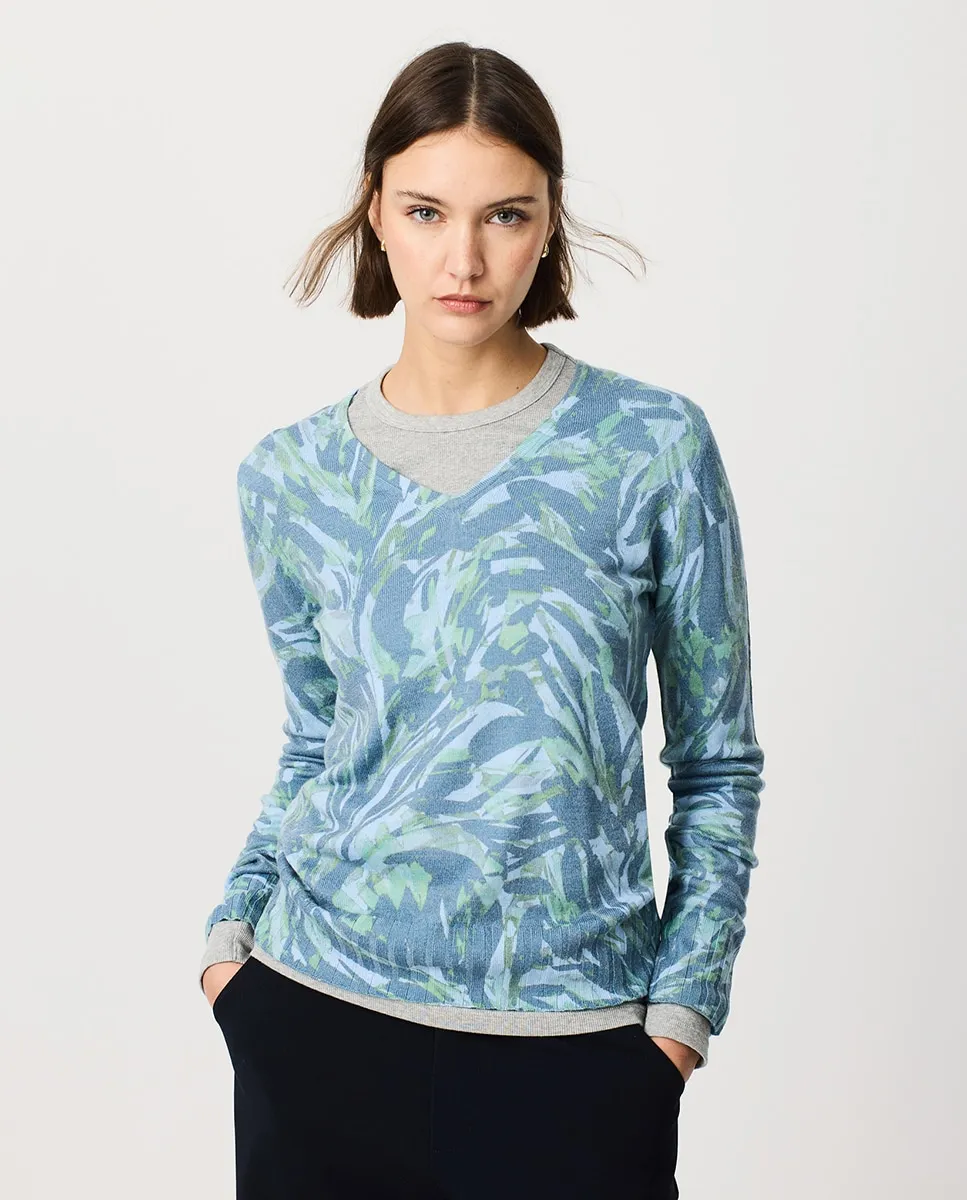 Женский джемпер с анималистичным принтом и V-образным вырезом Escorpion, мультиколор
Женский джемпер с анималистичным принтом и V-образным вырезом Escorpion, мультиколор