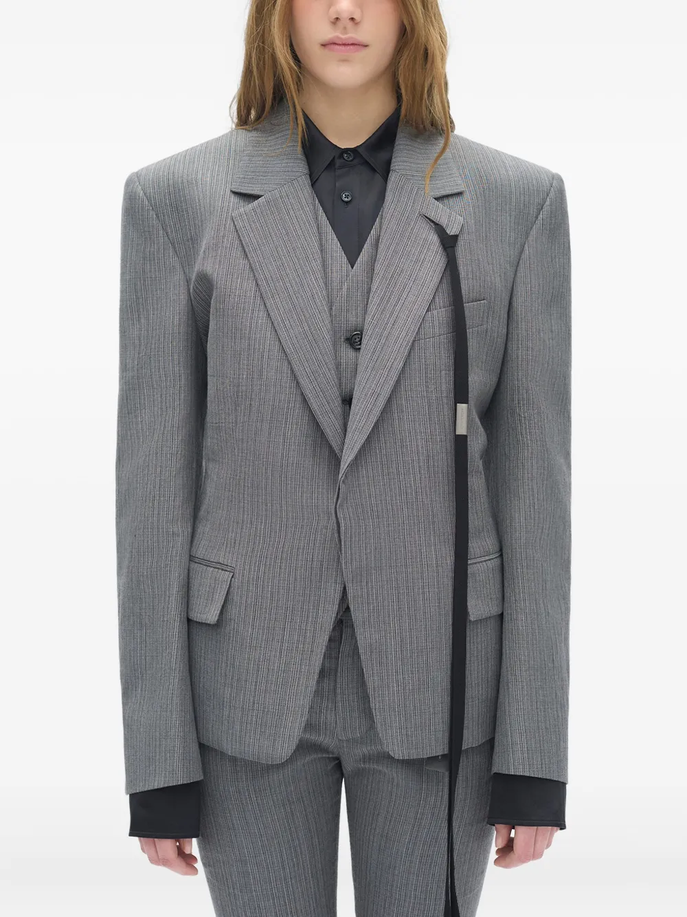 Блейзер Jomar в тонкую полоску Ann Demeulemeester, серый
Блейзер Jomar в тонкую полоску Ann Demeulemeester, серый