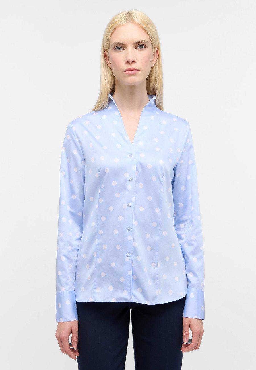 Блуза Eterna HEMD REGULAR FIT, Hellblau/Light Blue
Блуза Eterna HEMD REGULAR FIT, Hellblau/Light Blue