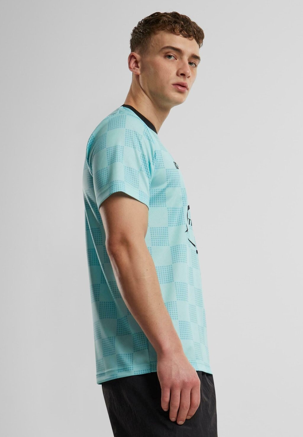 Принт на футболке Karl Kani, светло-голубой
Принт на футболке Karl Kani, светло-голубой