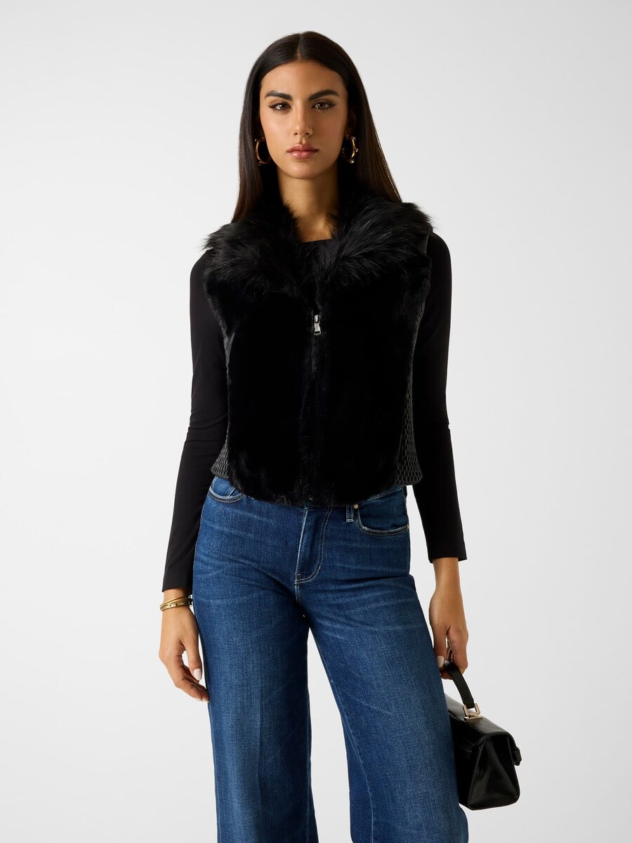 Жилет GUESS, черный
Жилет GUESS, черный