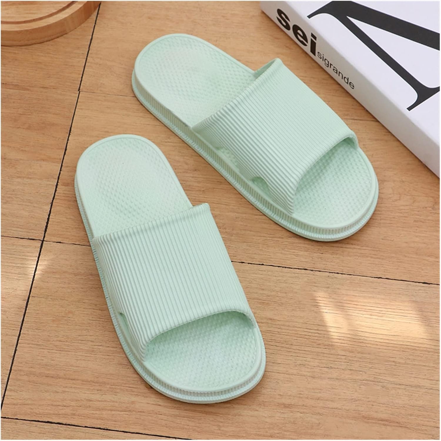 Домашние тапочки LUCBEI Shark, японские тапочки для мужчин и женщин, для ванной, простые домашние туфли, обувь для пары, для использования в помещении и на улице, летние сандалии (Цвет: желтый, Размер: 42-43)
Домашние тапочки LUCBEI Shark, японские тапочки для мужчин и женщин, для ванной, простые домашние туфли, обувь для пары, для использования в помещении и на улице, летние сандалии (Цвет: желтый, Размер: 42-43)