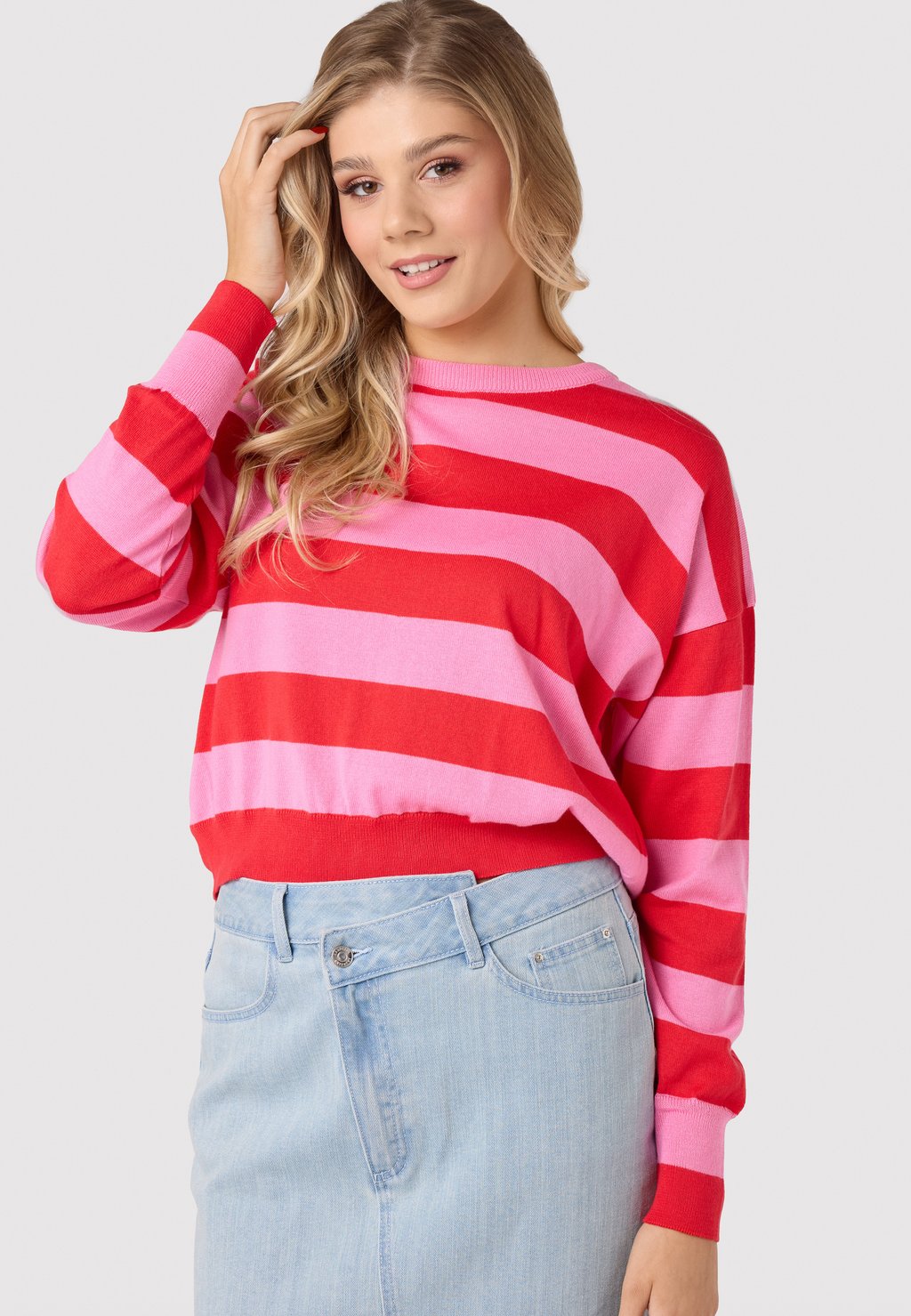 Джемпер Laurella, красный
Джемпер Laurella, красный