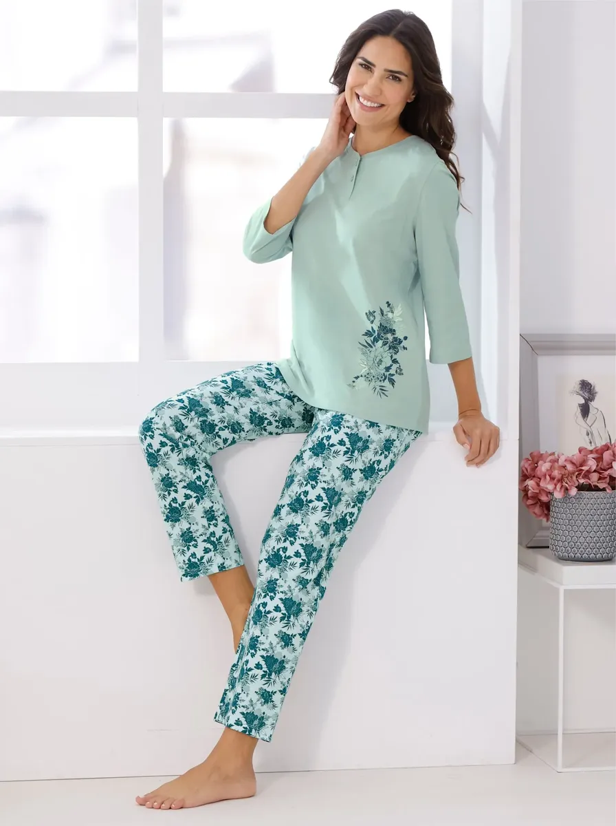 Пижама, цвет Zartmint-Petrol-Bedruckt
Пижама, цвет Zartmint-Petrol-Bedruckt