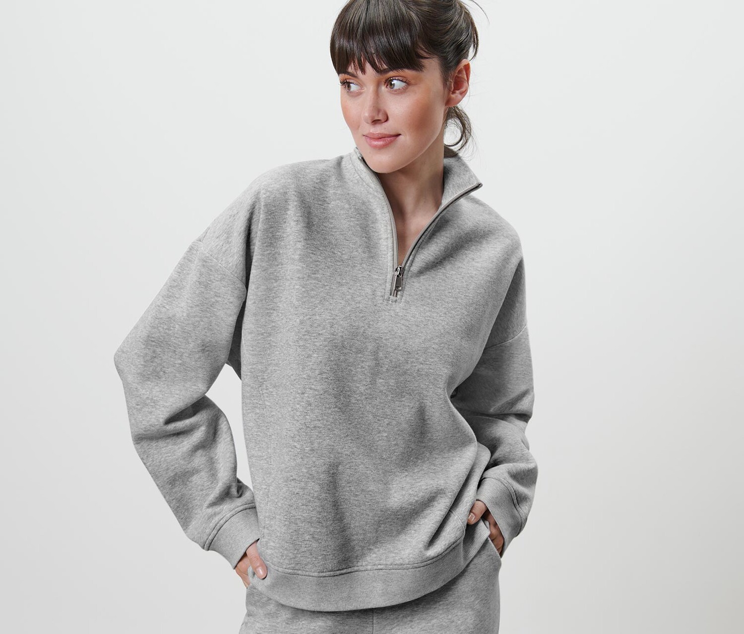 Свитер для домашней одежды Tchibo, хизер серый
Свитер для домашней одежды Tchibo, хизер серый