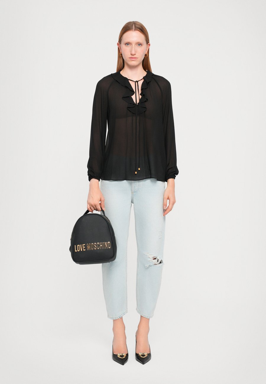 Рюкзак Love Moschino BOLD LOVE, Black
Рюкзак Love Moschino BOLD LOVE, Black