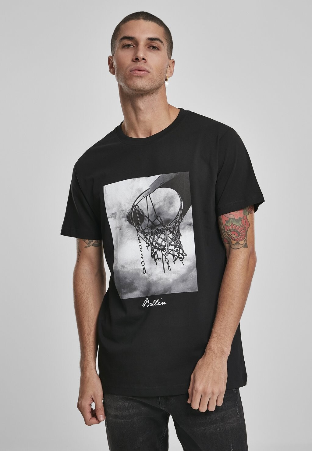 Футболка с принтом HERREN BALLIN Mister Tee, цвет black
Футболка с принтом HERREN BALLIN Mister Tee, цвет black