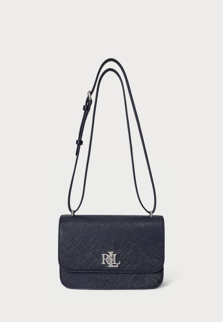 Сумка кросс-боди Lauren Ralph Lauren CROSSHATCH LEATHER MEDIUM SOPHEE BAG, Navy/Dark Blue
Сумка кросс-боди Lauren Ralph Lauren CROSSHATCH LEATHER MEDIUM SOPHEE BAG, Navy/Dark Blue