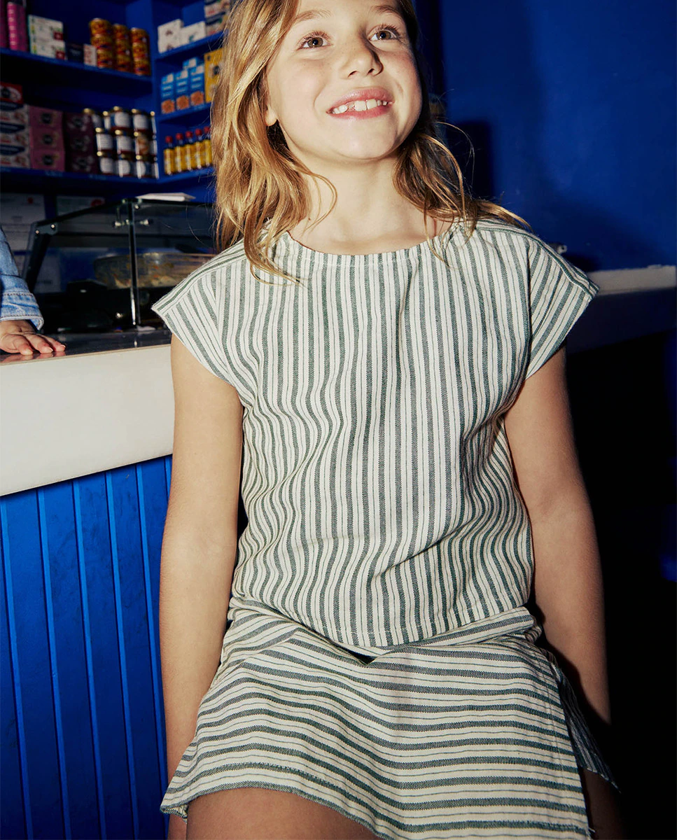 Полосатая верхняя блузка Sfera, темно-зеленый
Полосатая верхняя блузка Sfera, темно-зеленый