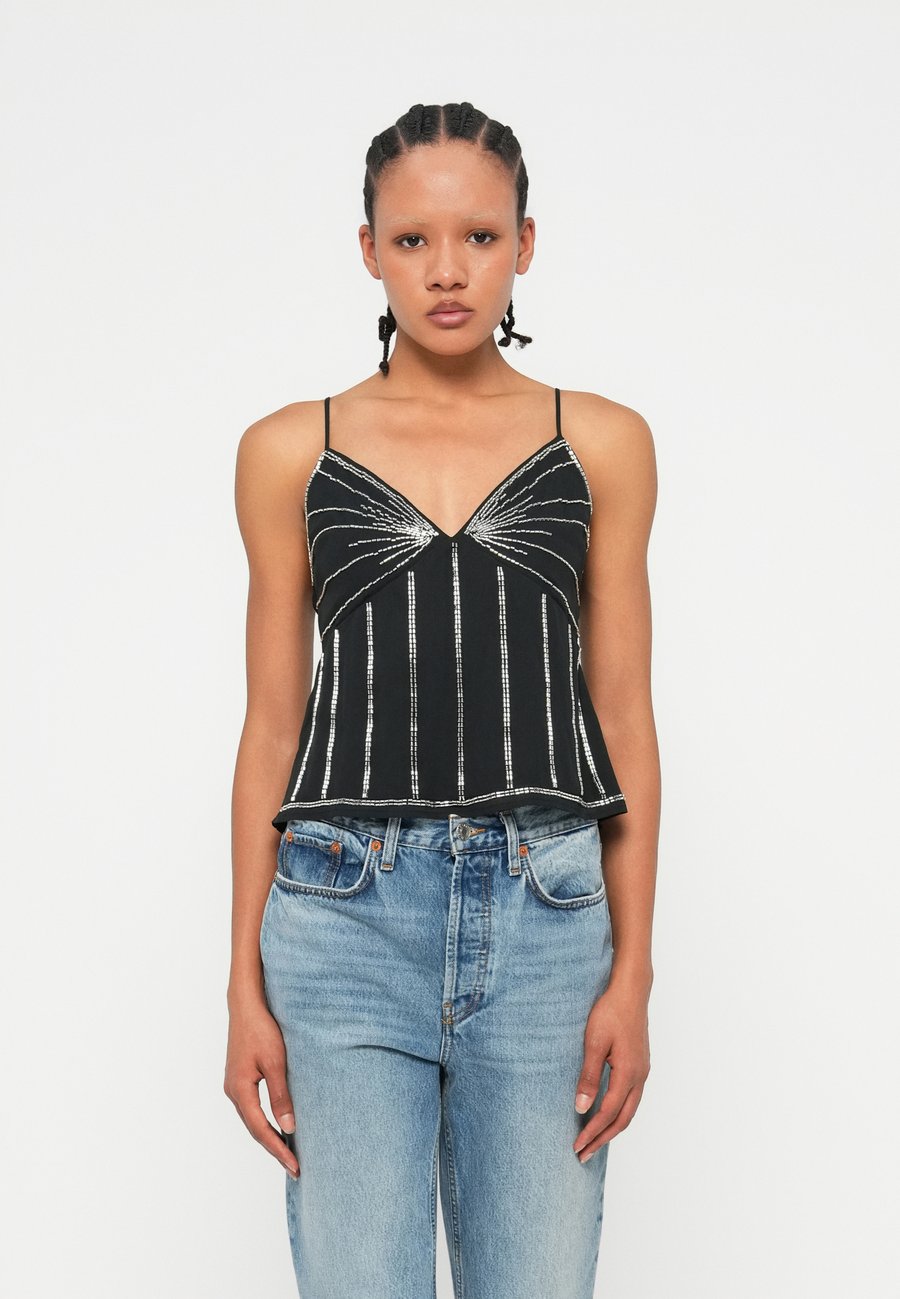 Топ Abercrombie & Fitch BARE BEADED , Black
Топ Abercrombie & Fitch BARE BEADED , Black