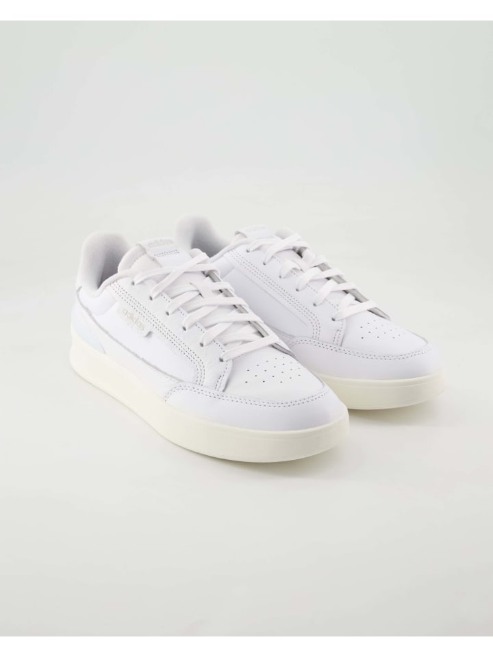 Кроссовки на шнуровке adidas, белый
Кроссовки на шнуровке adidas, белый