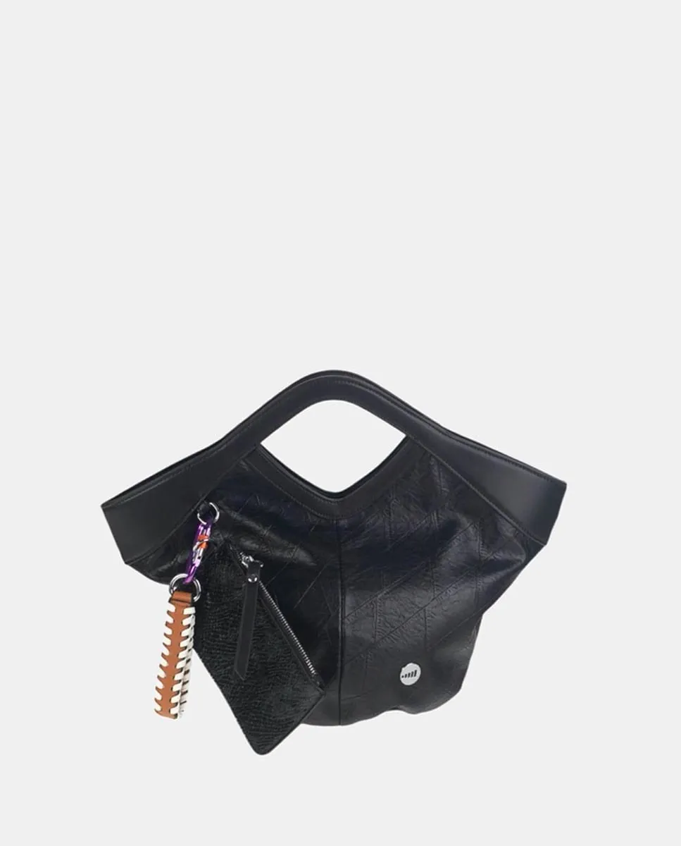 Корзина в виде сумки с мягкими и удобными ручками в сочетании с однотонным дизайном и контрастной деталью в виде кошелька Volum, черный
Корзина в виде сумки с мягкими и удобными ручками в сочетании с однотонным дизайном и контрастной деталью в виде кошелька Volum, черный