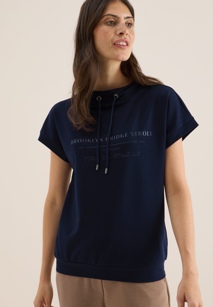 Футболка Cecil Print T-shirt, Blau/Dark Blue, Синий, Футболка Cecil Print T-shirt, Blau/Dark Blue
Футболка Cecil Print T-shirt, Blau/Dark Blue, Синий, Футболка Cecil Print T-shirt, Blau/Dark Blue