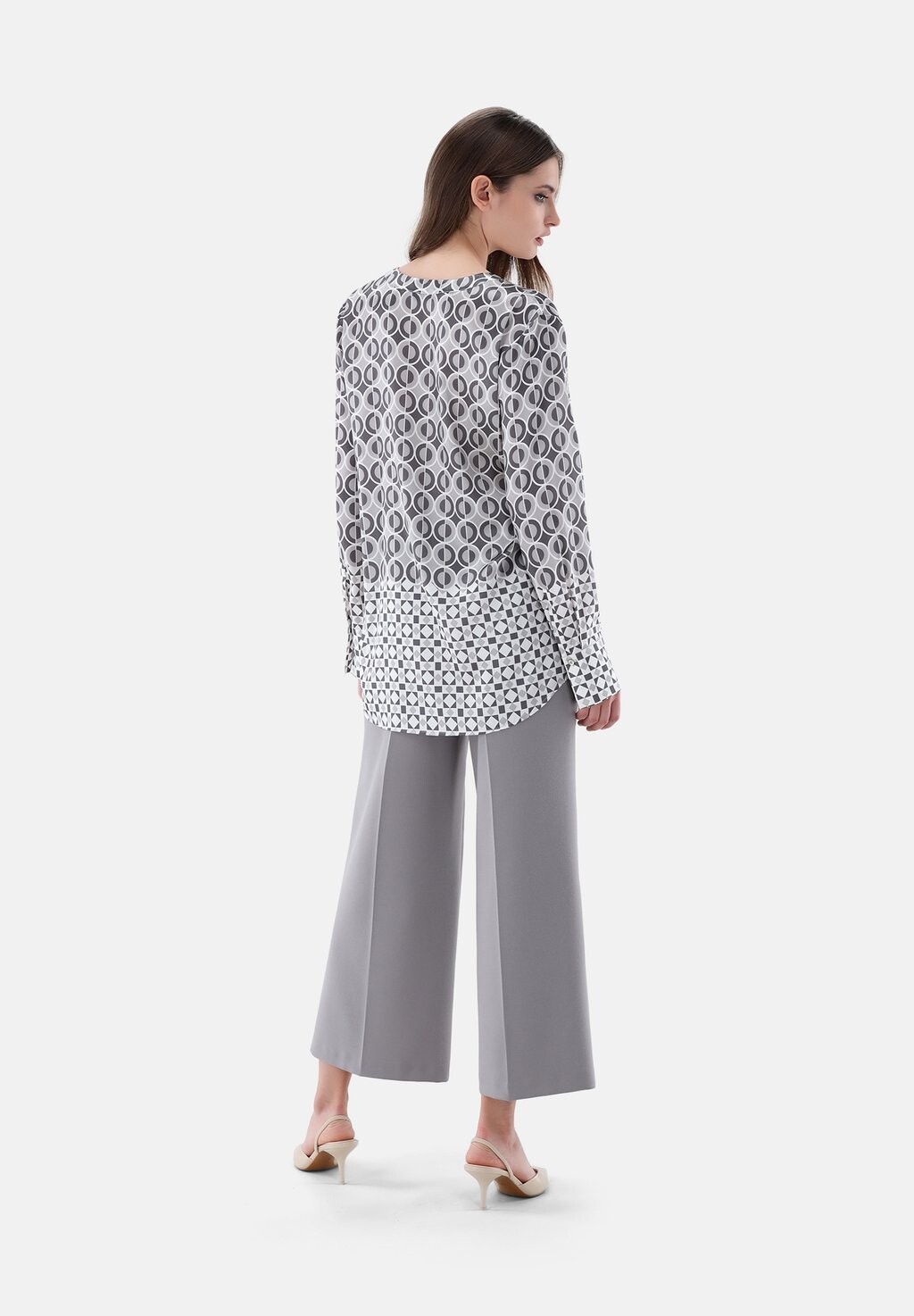 Блуза van Laack, серый
Блуза van Laack, серый