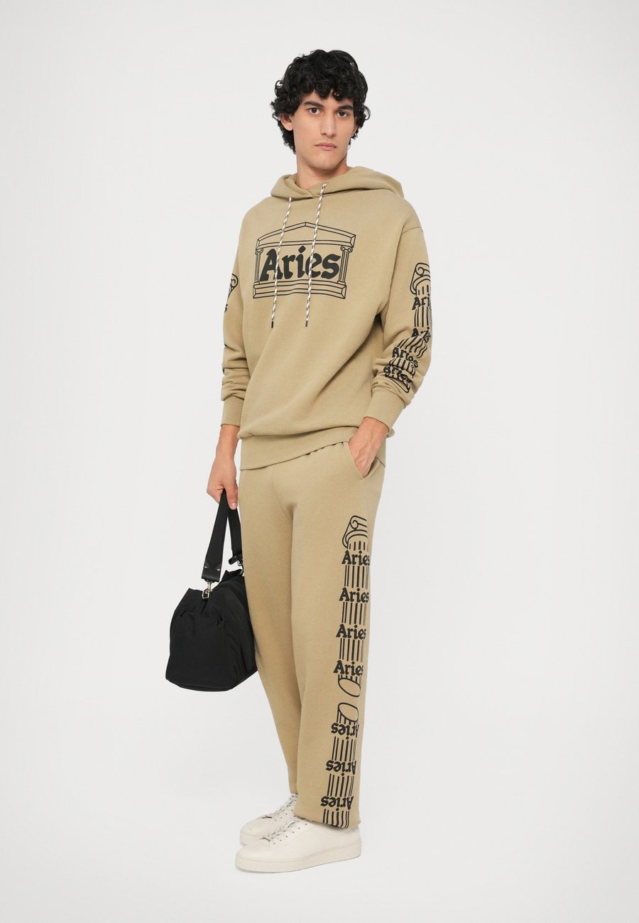 Толстовка Aries TEMPLE HOODIE UNISEX, Khaki, Хаки, Толстовка Aries TEMPLE HOODIE UNISEX, Khaki
Толстовка Aries TEMPLE HOODIE UNISEX, Khaki, Хаки, Толстовка Aries TEMPLE HOODIE UNISEX, Khaki