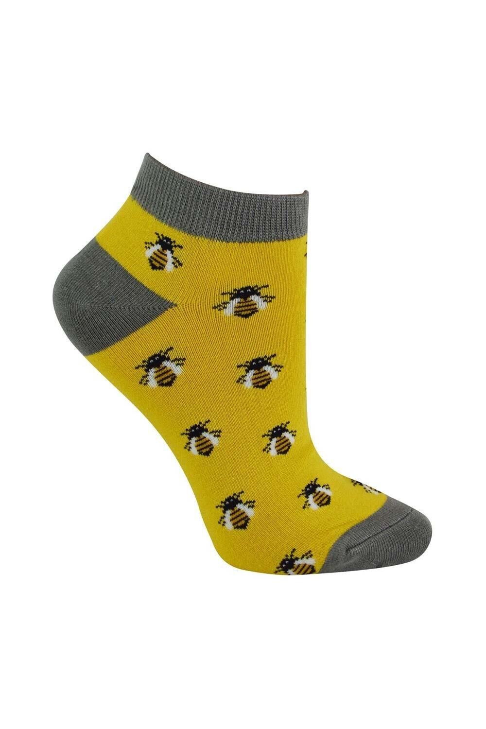 Мягкие дышащие низкие носки из бамбука с милым животным рисунком Miss Sparrow, желтый
Мягкие дышащие низкие носки из бамбука с милым животным рисунком Miss Sparrow, желтый