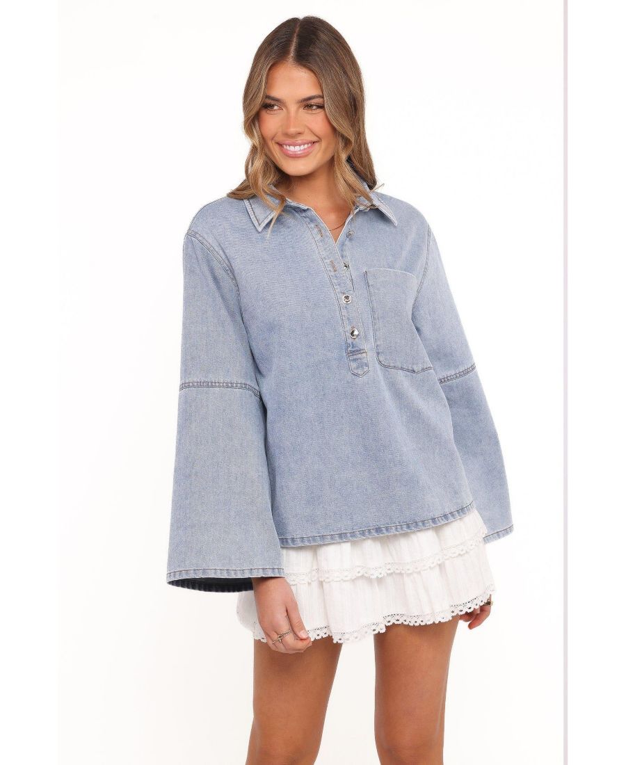 Женский джинсовый топ Celestia Petal and Pup, Light wash
Женский джинсовый топ Celestia Petal and Pup, Light wash