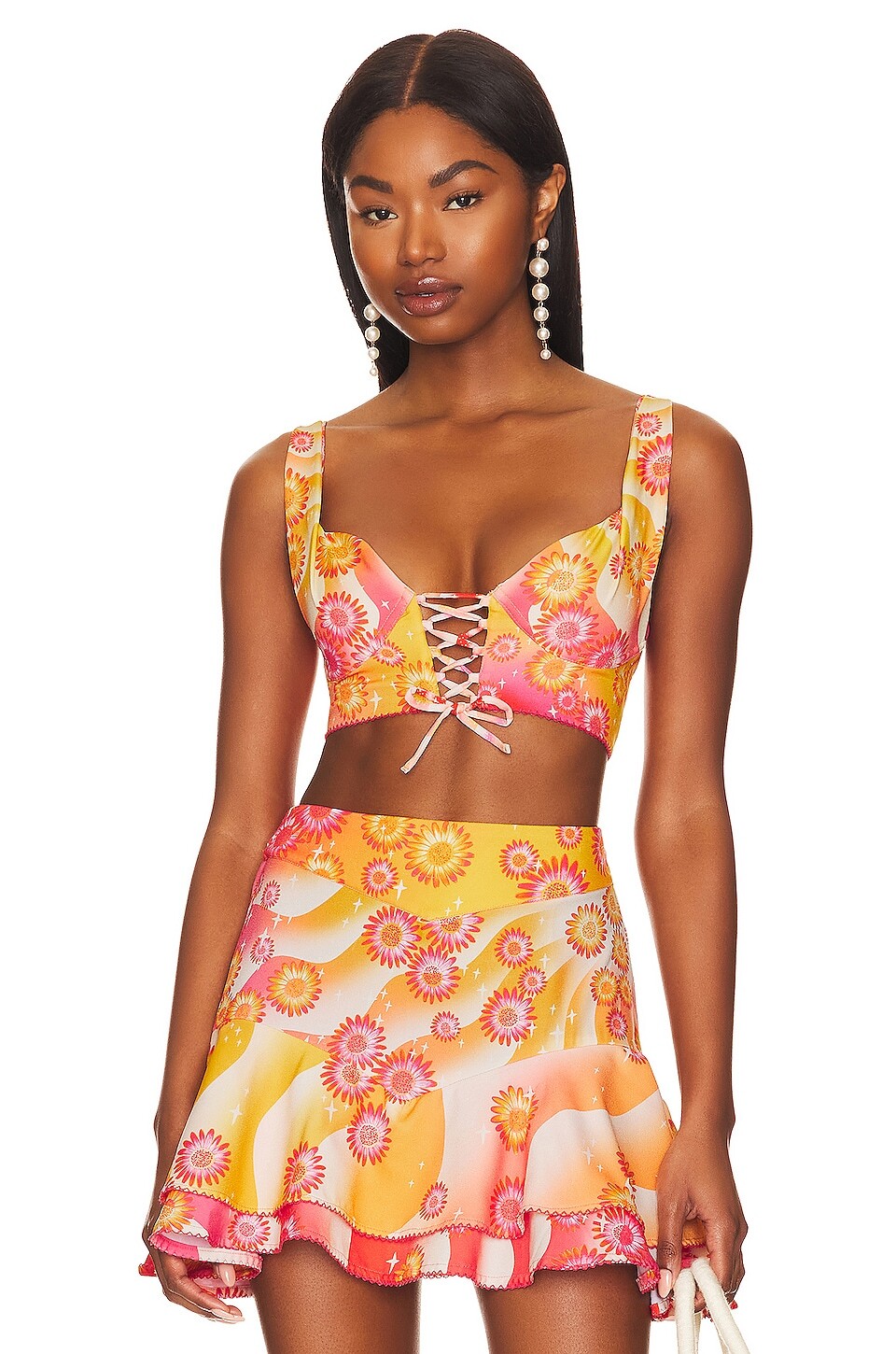 Топ Agua Bendita x REVOLVE Kaia, цвет Solaris Multi
Топ Agua Bendita x REVOLVE Kaia, цвет Solaris Multi