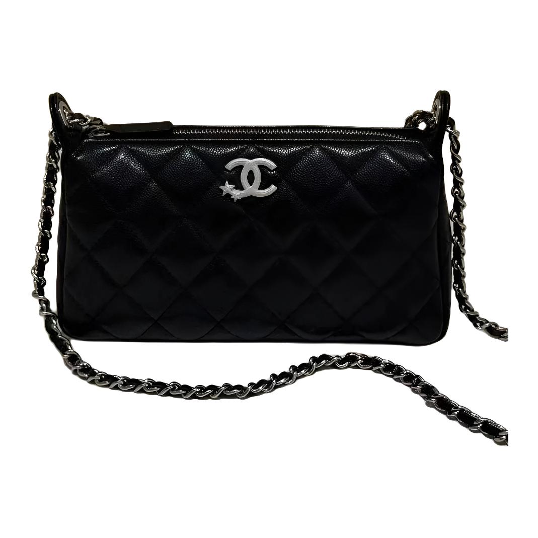 CHANEL Классическая сумочка плете
CHANEL Классическая сумочка плете