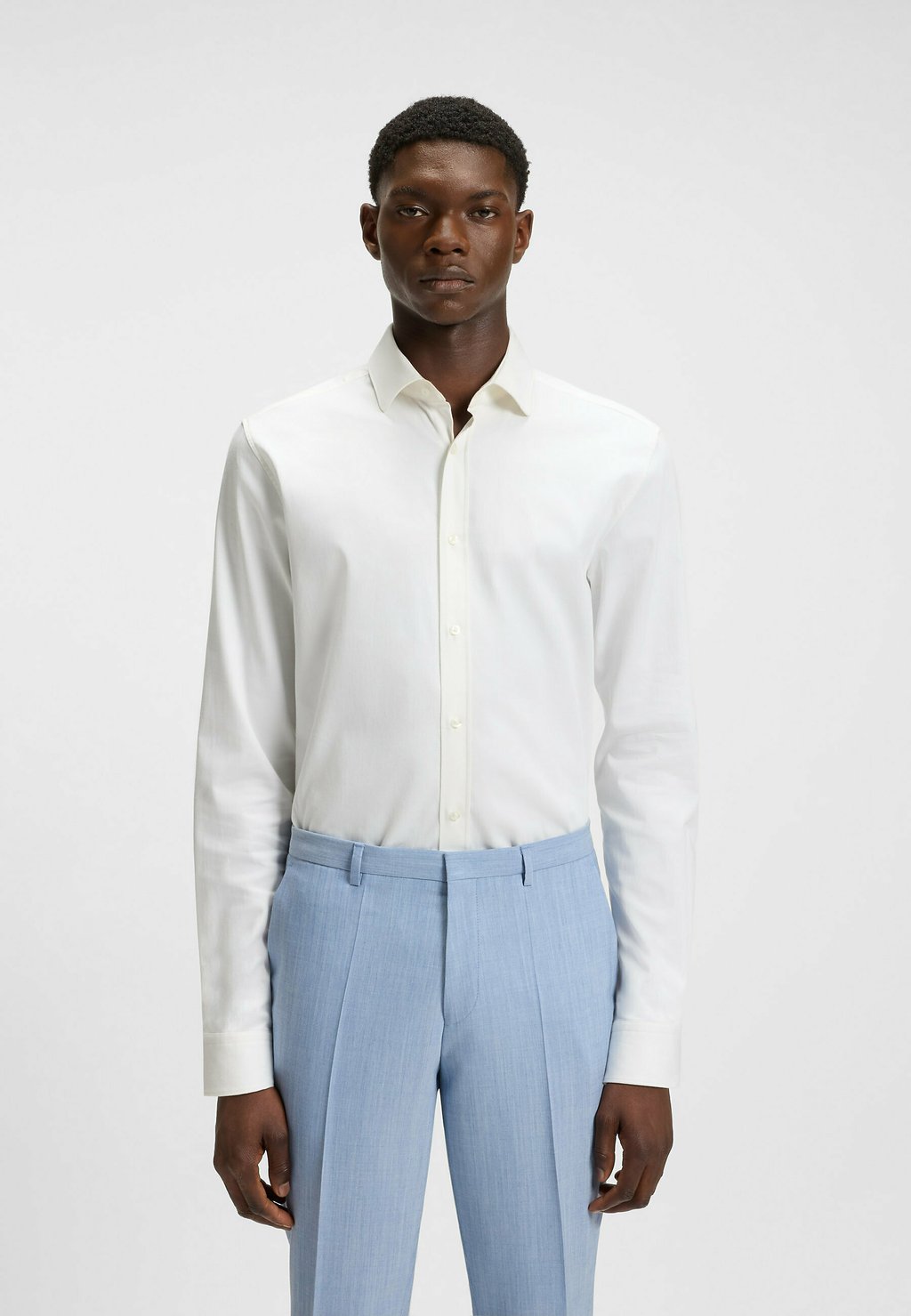 Классическая рубашка EMERSON HUGO, кремовый
Классическая рубашка EMERSON HUGO, кремовый