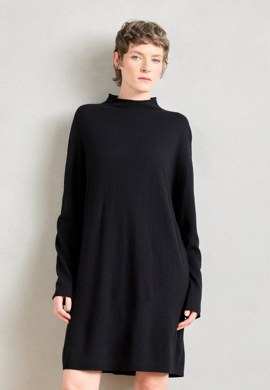 Платье Marc O'Polo STAND-UP COLLAR, Black
Платье Marc O'Polo STAND-UP COLLAR, Black