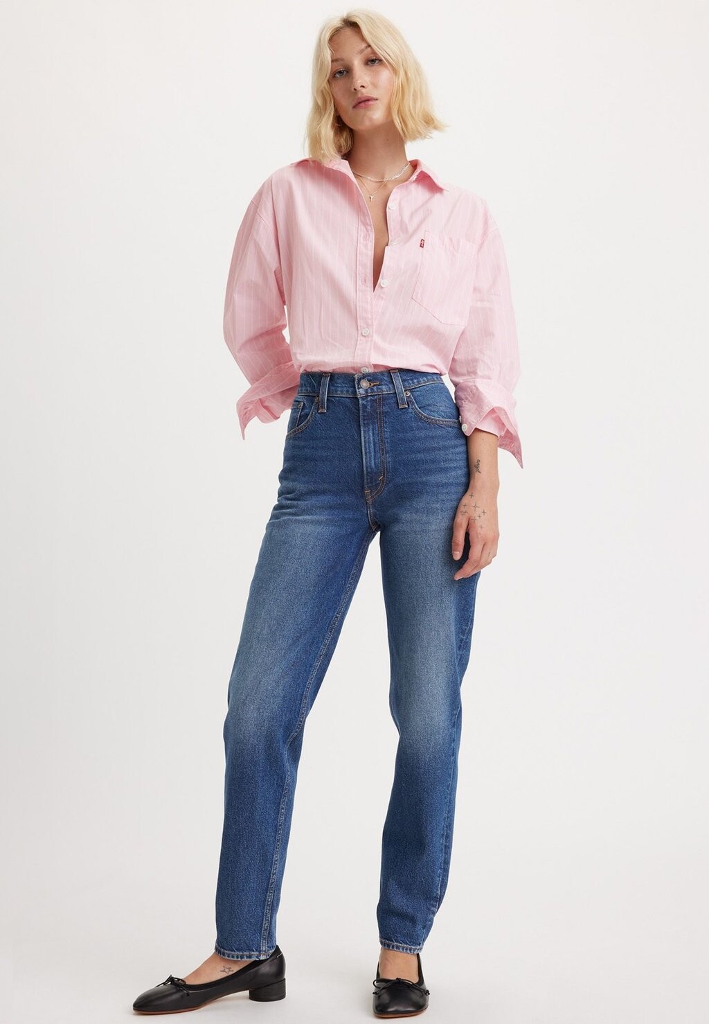джинсы зауженного кроя 80S Mom Levi's, цвет tough cookie
джинсы зауженного кроя 80S Mom Levi's, цвет tough cookie