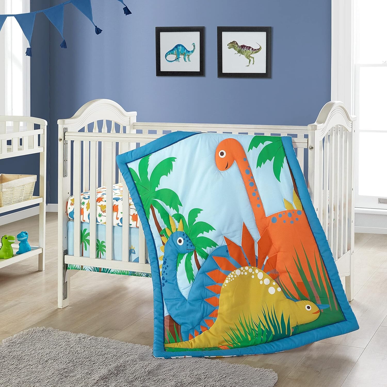 Комплект постельного белья для кроватки Grand Avenue Happy Dinosaur, 3 предмета, 33 x 42, разноцветный, Blue
Комплект постельного белья для кроватки Grand Avenue Happy Dinosaur, 3 предмета, 33 x 42, разноцветный, Blue