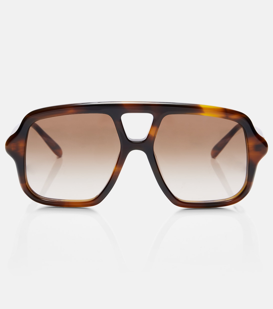 Тонкие авиаторские очки Loewe
Тонкие авиаторские очки Loewe