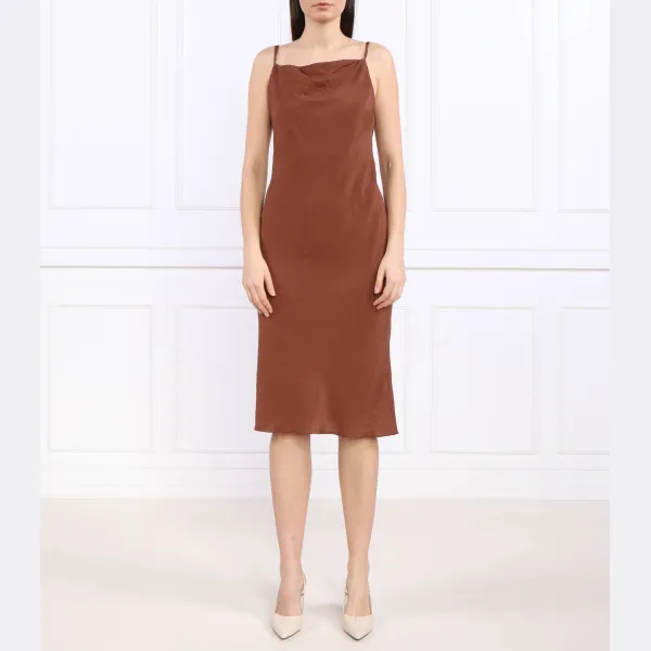 Платье Фредерика Samsøe Samsøe, коричневый
Платье Фредерика Samsøe Samsøe, коричневый