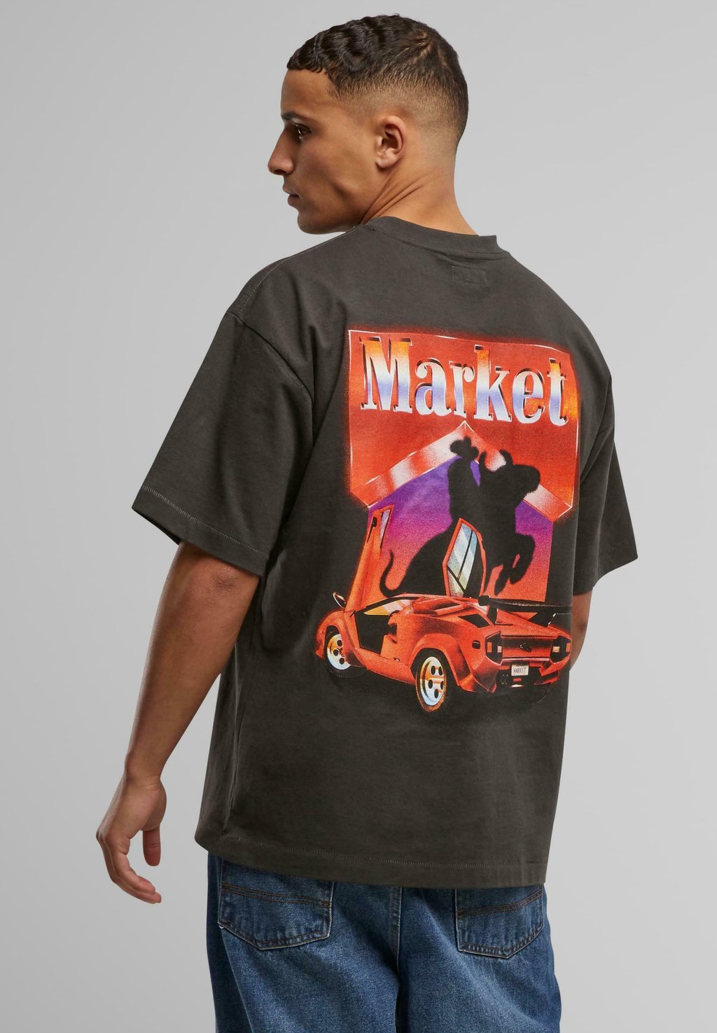 Футболка с принтом Market Bullrider
Футболка с принтом Market Bullrider