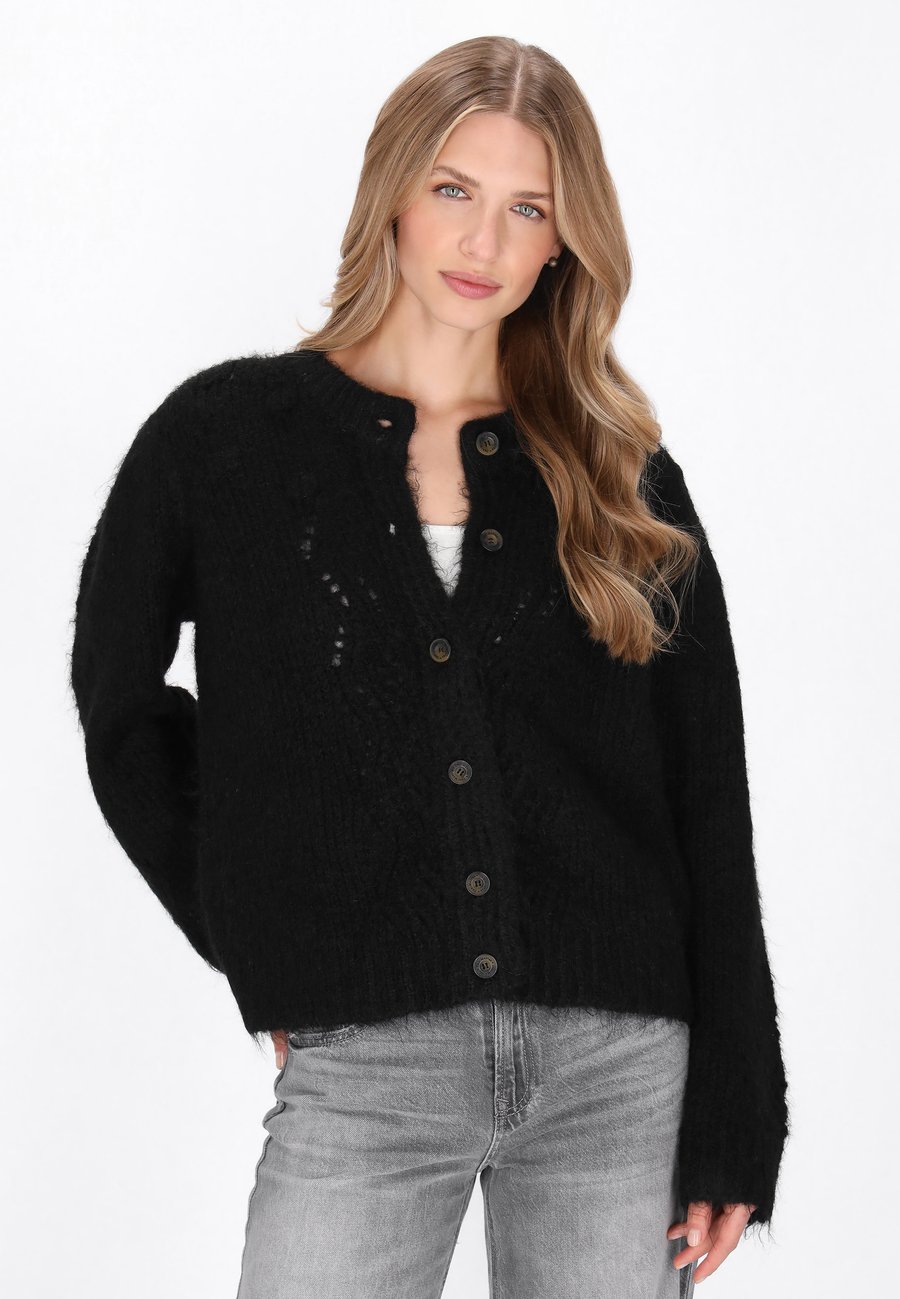 Кардиган DreiMaster Cardigan, Black
Кардиган DreiMaster Cardigan, Black