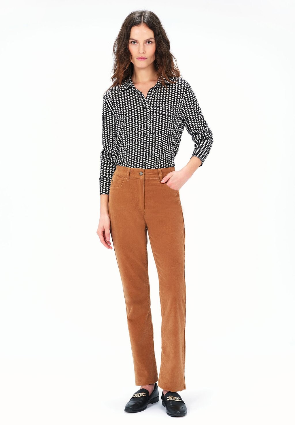 Блузка на пуговицах FRENCH FASHION ELEGANT MODERN TALBA Caroll, черный
Блузка на пуговицах FRENCH FASHION ELEGANT MODERN TALBA Caroll, черный