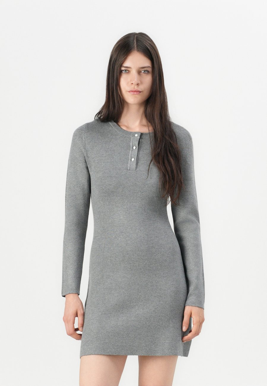 Платье ONLY ONLMELLI BUTTON FLARED DRESS, Medium Grey Melange/Mottled Grey
Платье ONLY ONLMELLI BUTTON FLARED DRESS, Medium Grey Melange/Mottled Grey