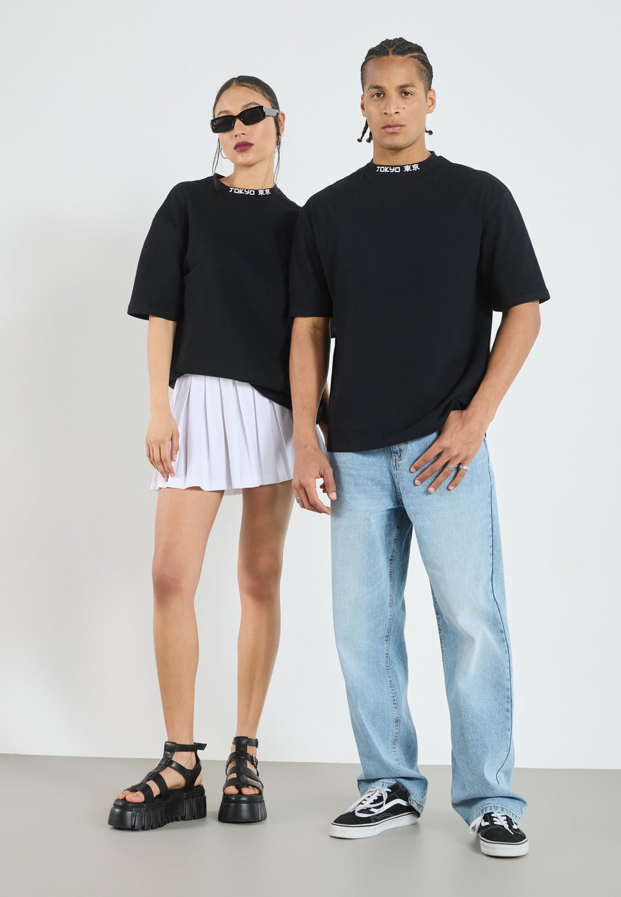 Футболка YOURTURN UNISEX, True Black/Black, Черный, Футболка YOURTURN UNISEX, True Black/Black
Футболка YOURTURN UNISEX, True Black/Black, Черный, Футболка YOURTURN UNISEX, True Black/Black