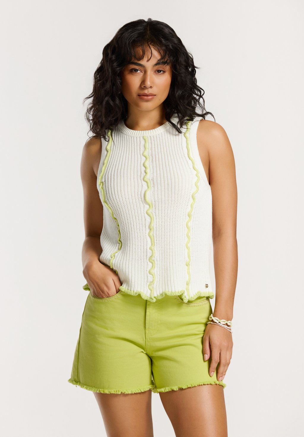 Джемпер HARLEY Shiwi, белый
Джемпер HARLEY Shiwi, белый