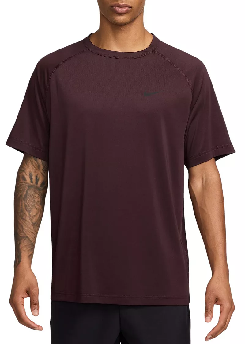 Мужская футболка для фитнеса с короткими рукавами Nike Dri-FIT Ready, цвет Burgundy Crush/Black
Мужская футболка для фитнеса с короткими рукавами Nike Dri-FIT Ready, цвет Burgundy Crush/Black