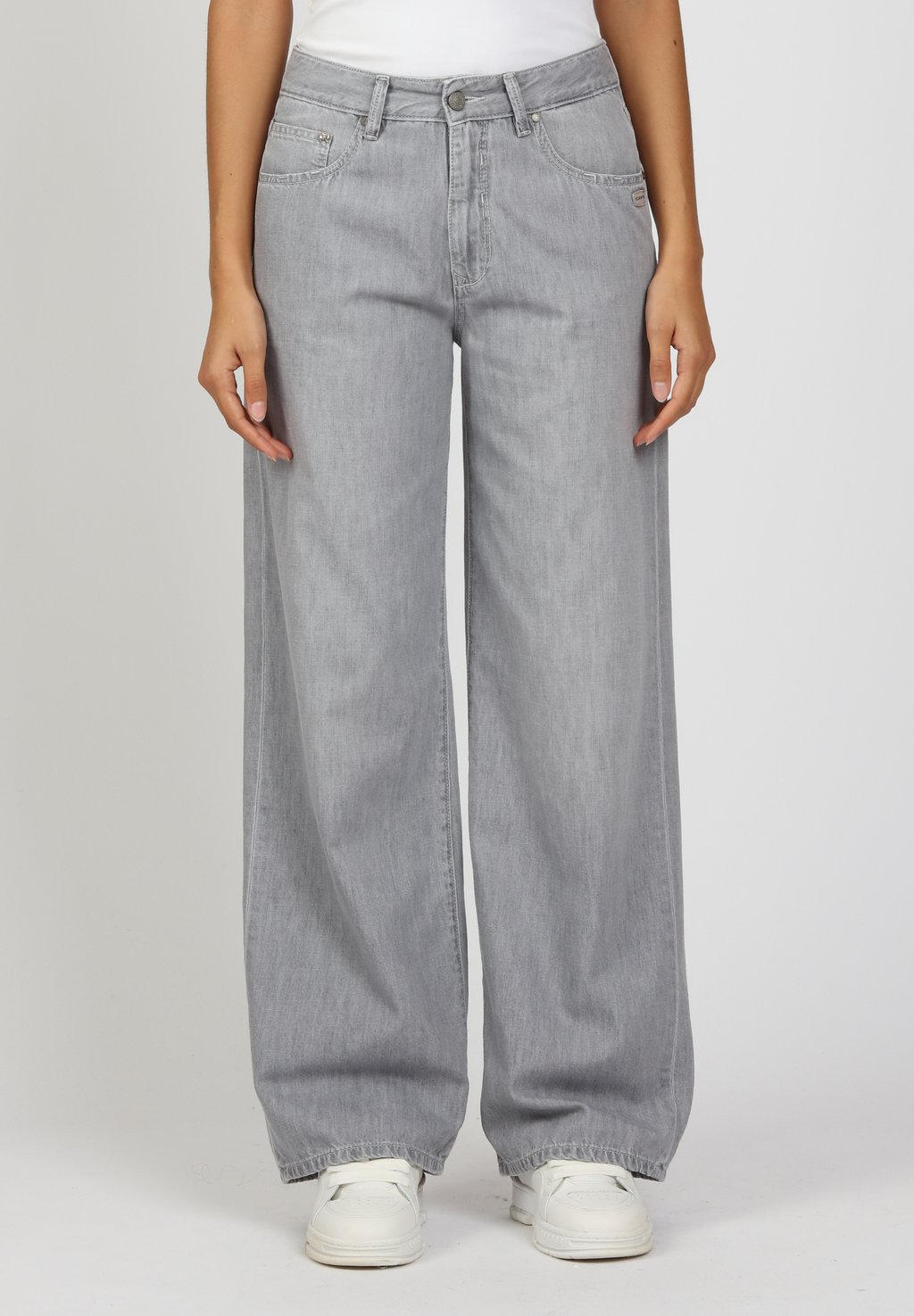 Джинсы свободного кроя WIDE FIT Gang, светло-серый
Джинсы свободного кроя WIDE FIT Gang, светло-серый