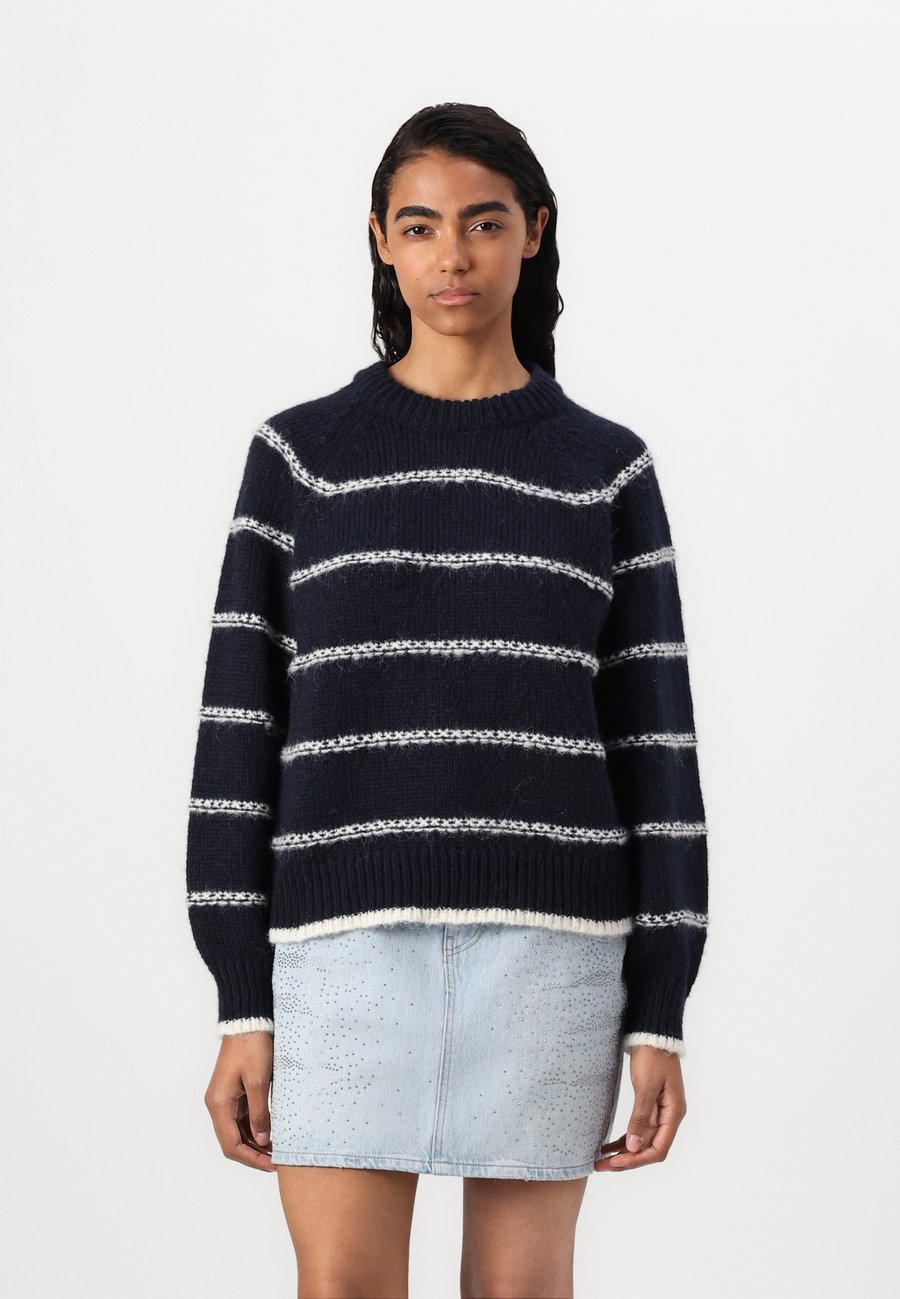 Джемпер Pieces PCNELIA LS O-NECK BC, Sky Captain /Blue
Джемпер Pieces PCNELIA LS O-NECK BC, Sky Captain /Blue